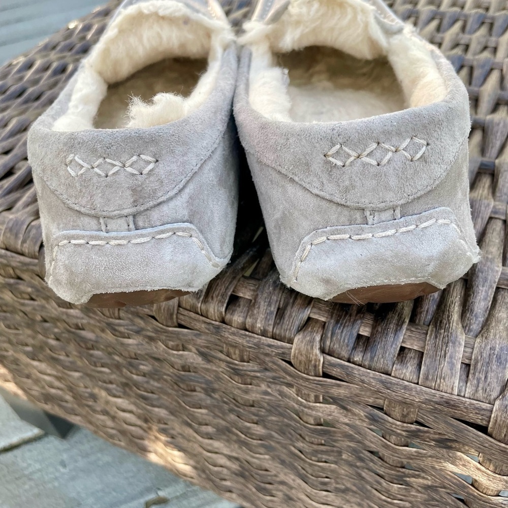 UGG Gray “Ansley” Water Resistant Slipper - Picture 7 of 10